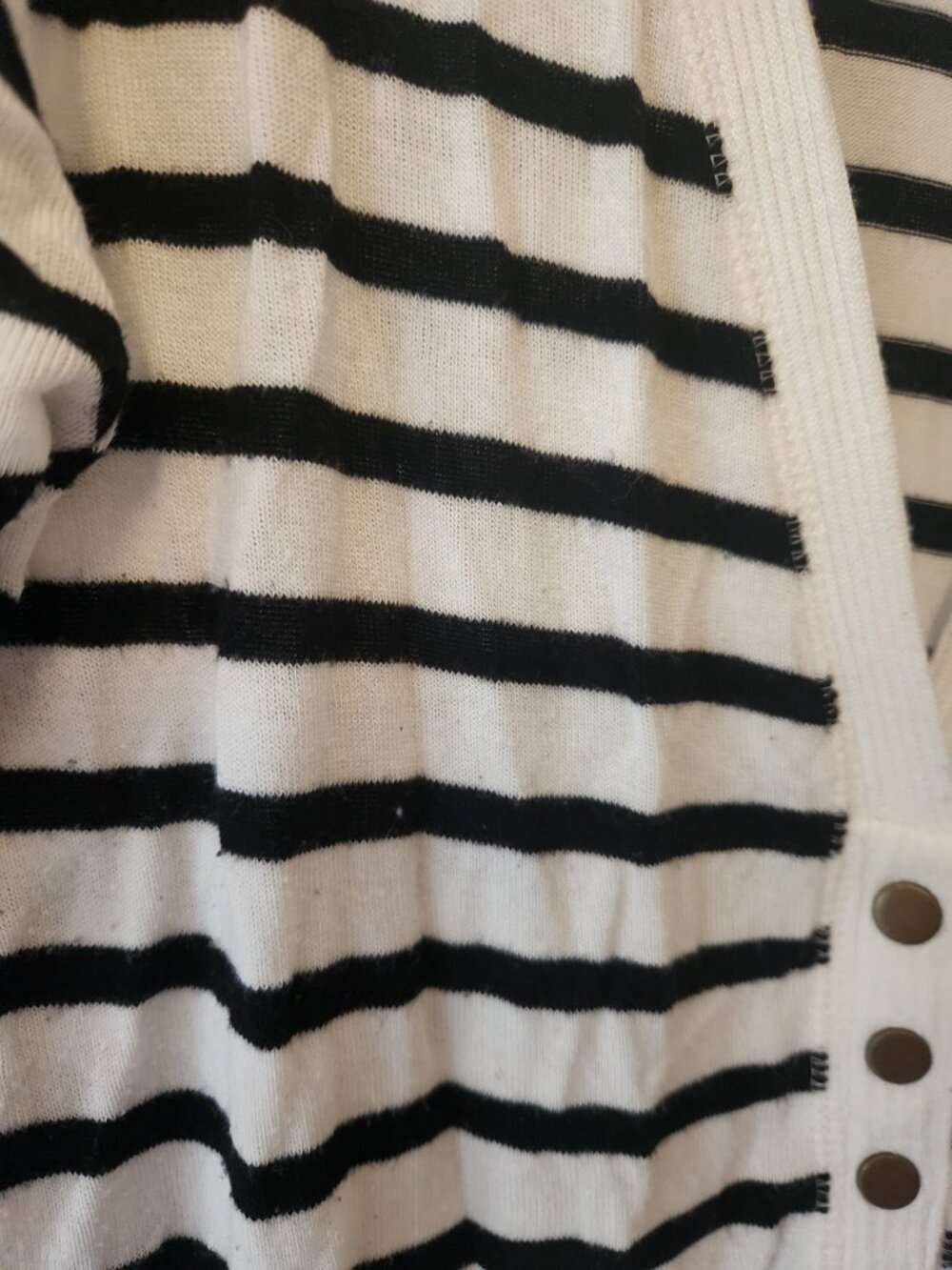 🤍 Zenana Striped Cardigan | 1X | Super Soft Rayon Blend | Lightweight Layer 🤍 - Picture 5 of 12